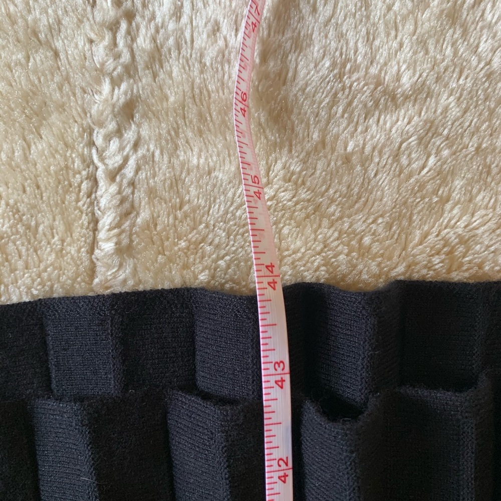 Black sweater dress - Picture 3 of 4